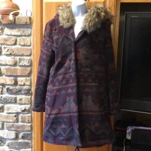BB Dakota Hooded with pockets winter coat snap buttons